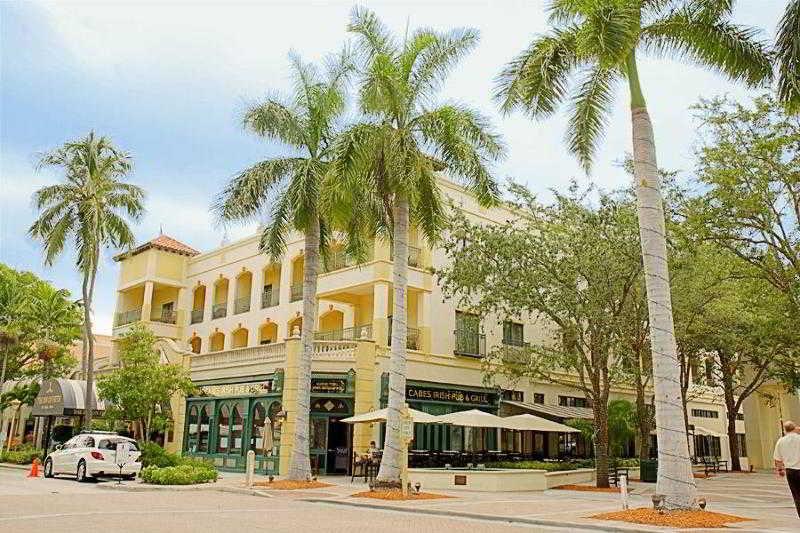 Courtyard By Marriott - Naples Hotel Exterior photo