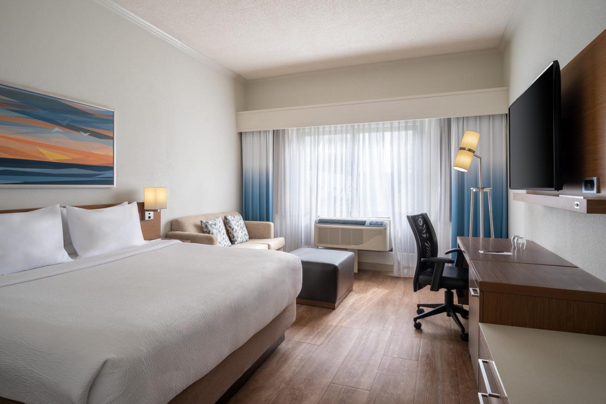 Courtyard By Marriott - Naples Hotel Exterior photo