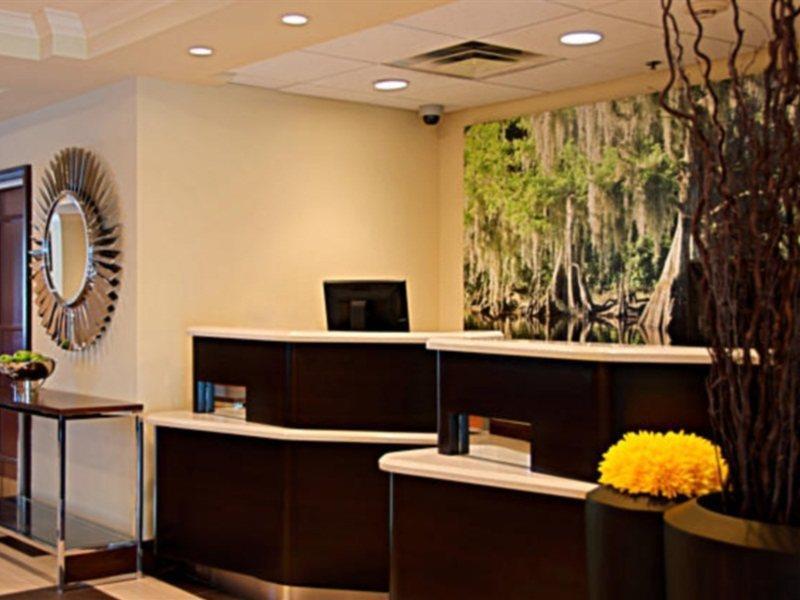 Courtyard By Marriott - Naples Hotel Exterior photo