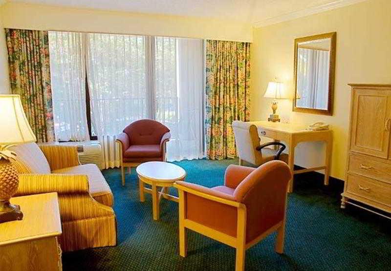 Courtyard By Marriott - Naples Hotel Room photo